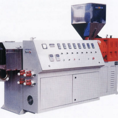 塑料管材擠出機