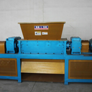 塑料撕碎機(jī)雙軸撕碎機(jī)