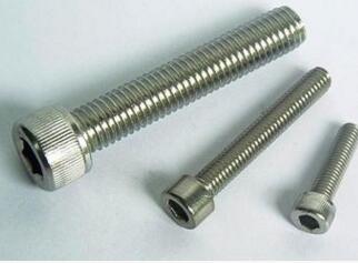 江蘇南京供應(yīng)SUS304內(nèi)六角杯頭螺絲DIN912 不銹鋼內(nèi)六角 螺栓