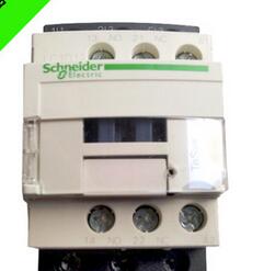 原裝施耐德接觸器LC1D12M7C 12A LC1-D12 AC220V交流接觸器正品