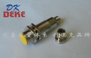 高性價比 M18插件式接近開關(guān)