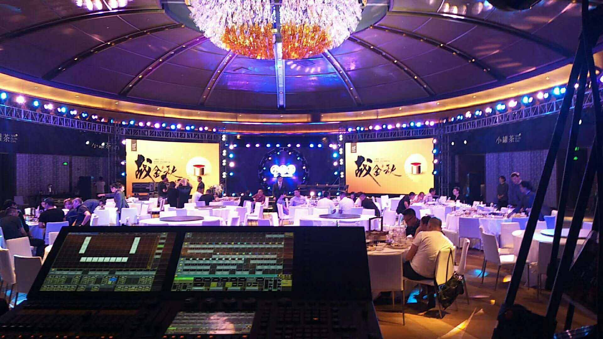 音響設(shè)備租賃_西安培訓(xùn)會(huì)音響設(shè)備租賃_陜西彼德廣告