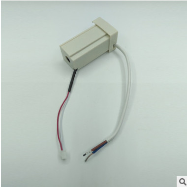 廠家直銷(xiāo) 謙澤豪科技18W方形