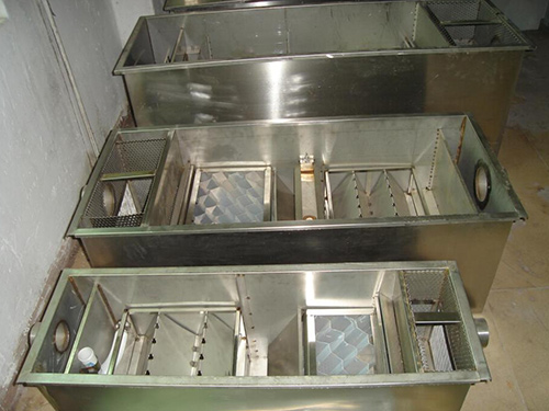 蕪湖隔油池-天佑機(jī)電設(shè)備