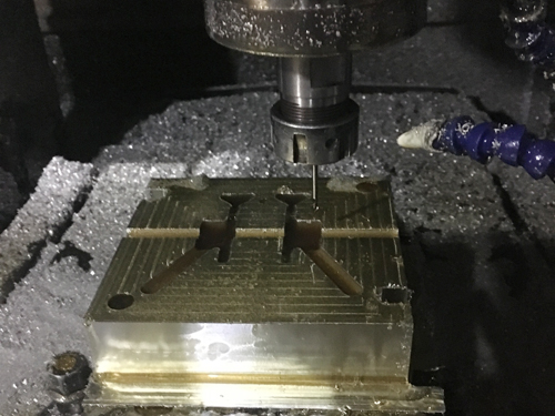 加工中的模具廠家直營(yíng)/天晟