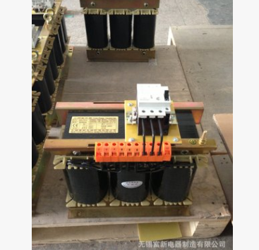 OSG系列變壓器(裝有馬達(dá)保護(hù)開(kāi)關(guān)）