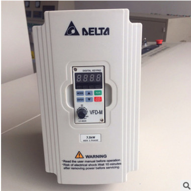 批發(fā)臺(tái)達(dá)7.5kw穩(wěn)定土攪拌站斗提式控制系統(tǒng)變頻器VFD-M電壓控制器