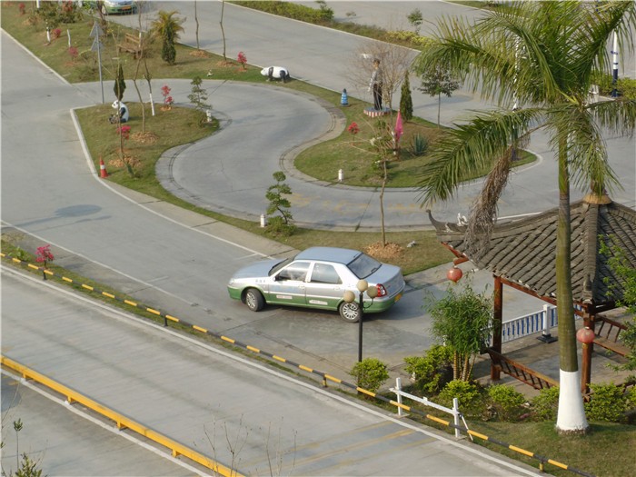 青秀區(qū)哪個(gè)駕校好/南驊駕校