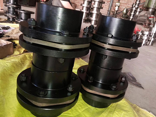 膜片聯(lián)軸器費用/盛鑫聯(lián)軸器技術(shù)專業(yè)售后保證