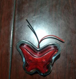 外貿(mào)新款LED蝴蝶款七彩小邊燈 照明停車轉(zhuǎn)向燈泡式卡車邊燈