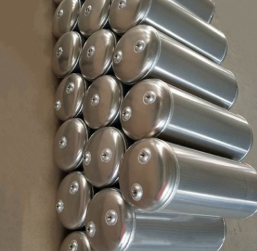 廠家生產(chǎn)掛車專用儲(chǔ)氣筒鎂鋁合金儲(chǔ)氣筒鋁合金儲(chǔ)氣罐小型高壓氣瓶