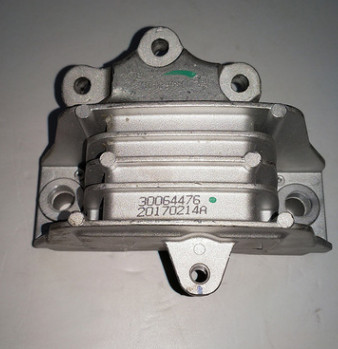 工廠直銷(xiāo) 上汽榮威 i6 機(jī)腳膠 量大從優(yōu) 供應(yīng)發(fā)動(dòng)機(jī)支架10192507