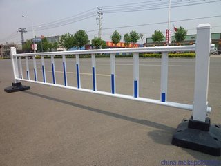 平度公路護欄價格/青島德宏工貿(mào)