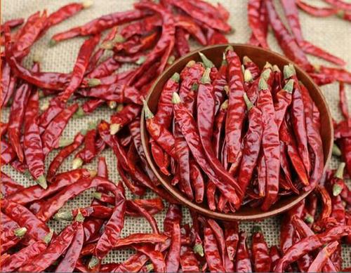 青島進(jìn)口辣椒倉(cāng)儲(chǔ)報(bào)關(guān)公司|鑫潤(rùn)豐物流