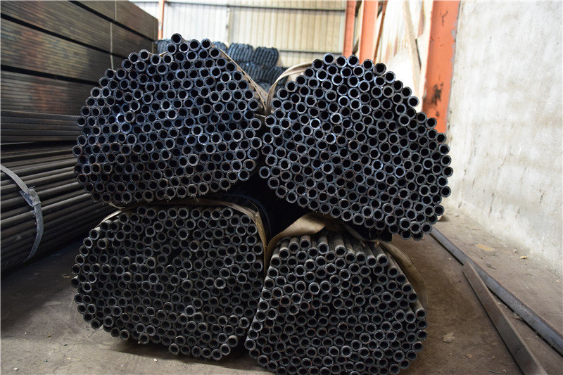 山東圓管廠家/臨沂金陽(yáng)鋼管有限公司