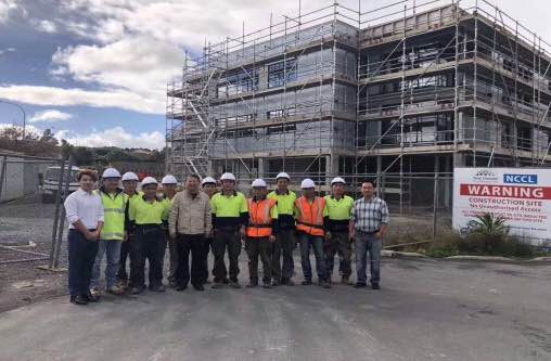 陪讀保姆出國(guó)勞務(wù)年收入60萬-速達(dá)-全球保簽