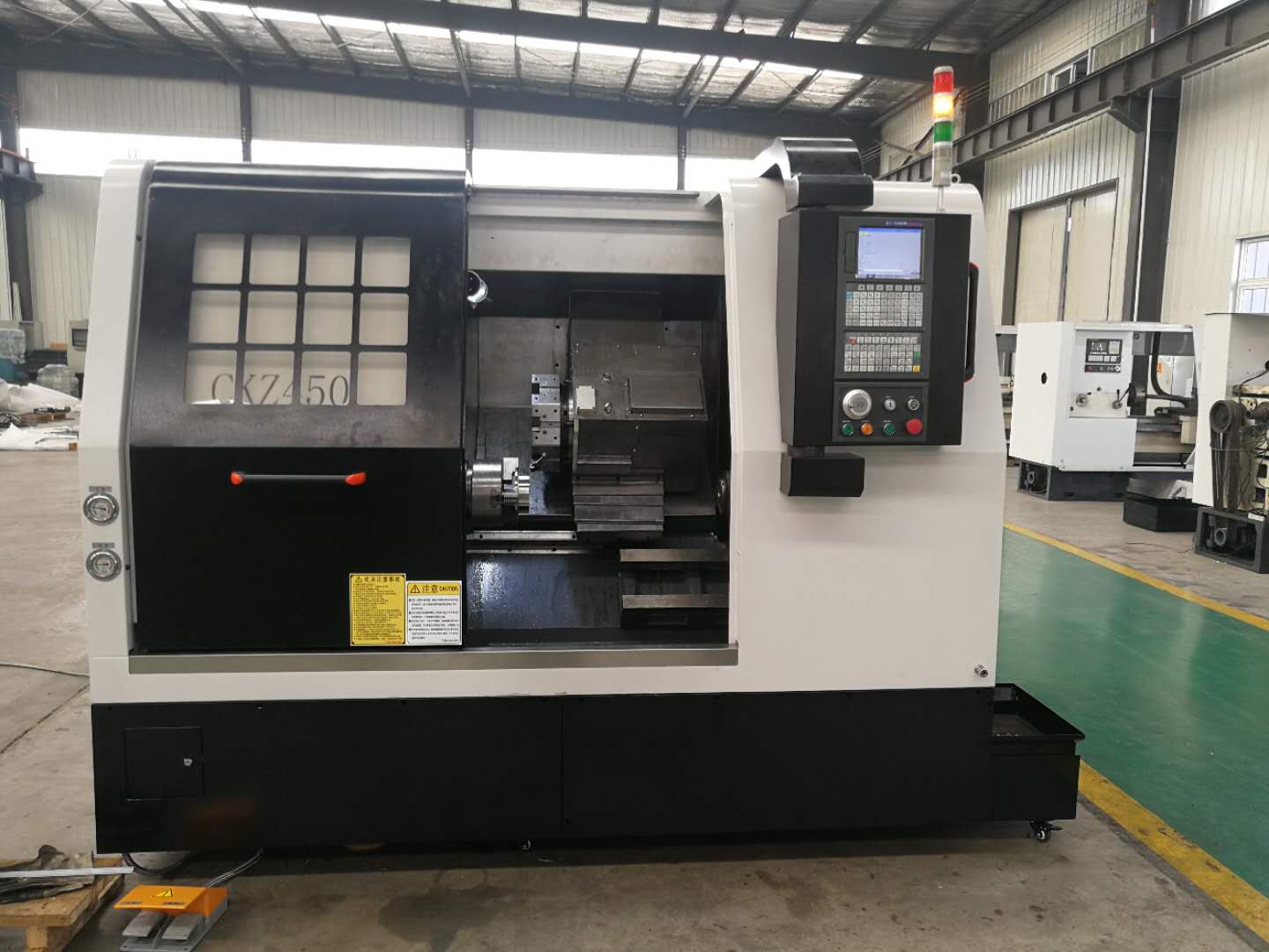 斜身數(shù)控車光機(jī)價格/蒼穹德遠(yuǎn)數(shù)控機(jī)床