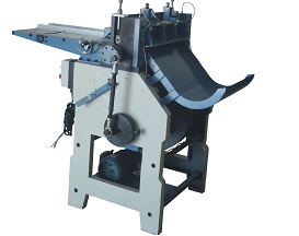 廠家直銷ZT420中條機(jī)、中心條機(jī)、紙板裁切機(jī)、開板機(jī)