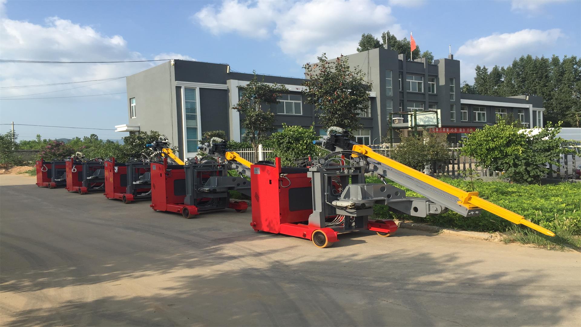 電石搗爐機(jī)/軍成機(jī)械科技