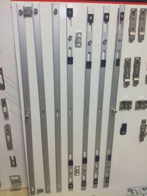 廠家供應(yīng) 執(zhí)手七字執(zhí)手兩點(diǎn)鎖多點(diǎn)鎖鋁傳動(dòng)桿鎖盒批發(fā)銷售