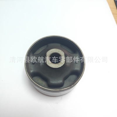 54584-2E000 適用現(xiàn)代系列 懸架襯套 控制臂襯套 橡膠件 機(jī)腳膠