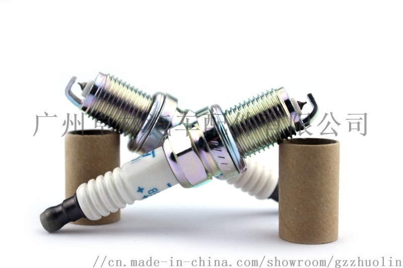 PFR5B-11 22401-AA570 斯巴魯火花塞