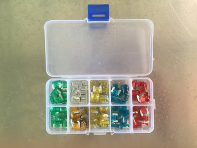 跨境電商熱銷廠家直供.中號(hào).小號(hào).迷你盒裝套裝汽車保險(xiǎn)絲