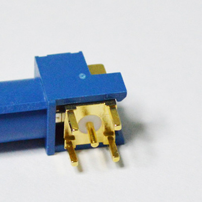 FAKRA-C公彎頭焊板插座 車載天線接口 臥式正腳 連接器