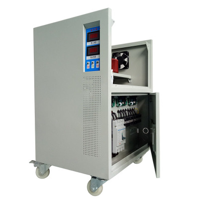 全自動(dòng)交流穩(wěn)壓器10-1000KVA 380V工業(yè)醫(yī)療補(bǔ)償式三相穩(wěn)壓器
