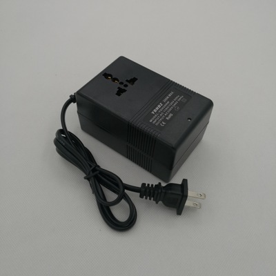 交流電源變壓轉(zhuǎn)換器美規(guī)110V轉(zhuǎn)變220V帶指示燈萬能插座200W