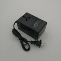 交流電源變壓轉(zhuǎn)換器美規(guī)110V轉(zhuǎn)變220V帶指示燈萬能插座200W