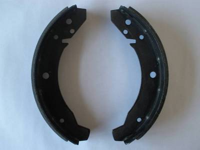 專業(yè)生產(chǎn)制動系統(tǒng)各種剎車蹄片，轂式制動蹄，剎車蹄