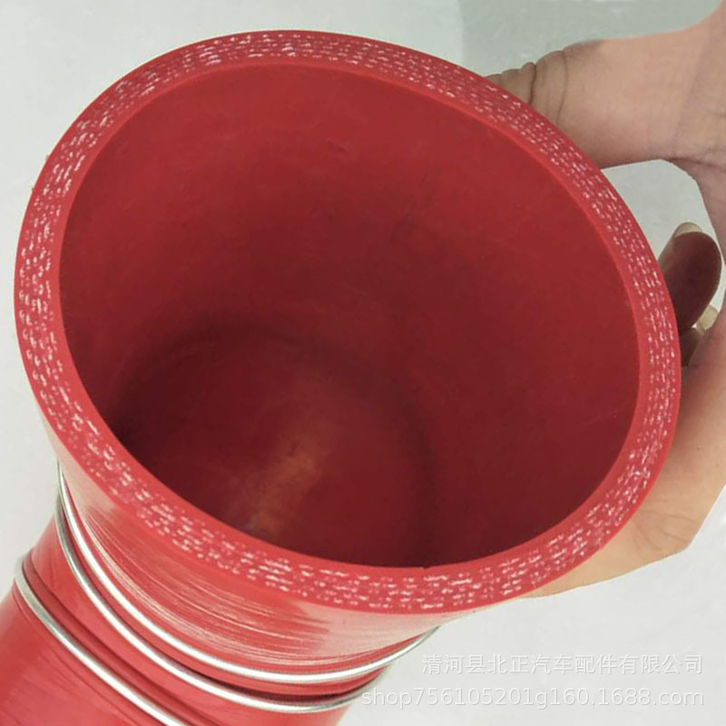 紅色細(xì)節(jié)4