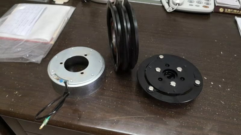 尤里克拉UX330壓縮機專用離合器 雙B槽 24v