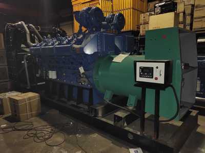 云南昆明玉柴YC12VC2070-D31配1500KW上海馬拉松革新無刷發(fā)電機(jī)組