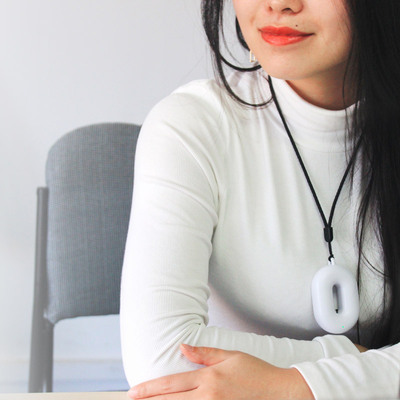 項鏈便攜式空氣凈化器 負(fù)離子除異味煙霧二手煙pm2.5空氣凈化器