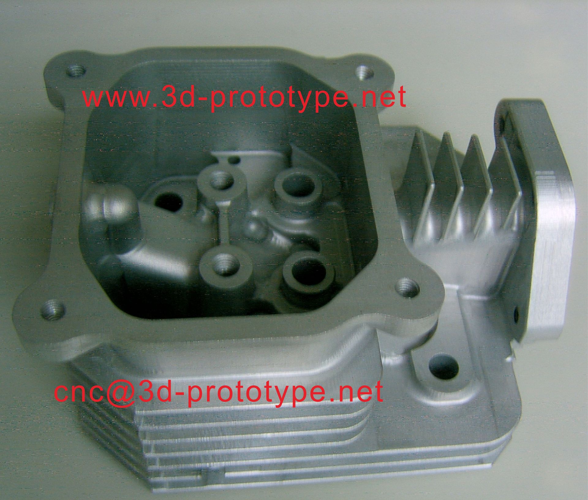 發(fā)動(dòng)機(jī)缸體-JD-210-300-0+1