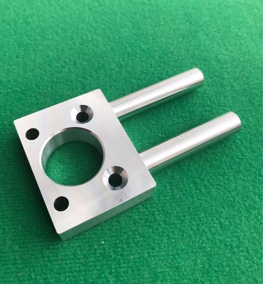 工廠供應(yīng)不銹鋼車(chē)加工非標(biāo)件 數(shù)控車(chē)床加工走心機(jī)加工 機(jī)床加工件