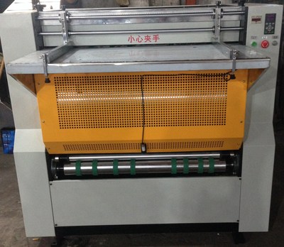 廠家直銷 供應HR-1000 滾筒式紙板密度板灰板紙禮盒 V起鉤 開槽機