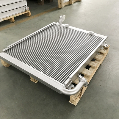 供應(yīng)定制小松KOMATSU挖掘機(jī)PC200用液壓油散熱器水箱中冷器配件