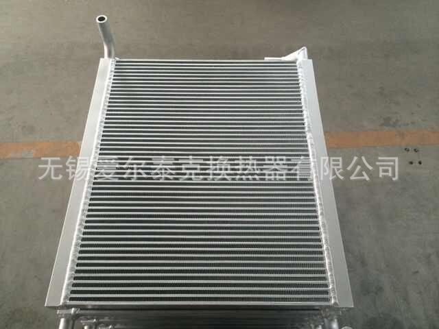 工程機(jī)械用油散熱器，水箱，中冷器，換熱器
