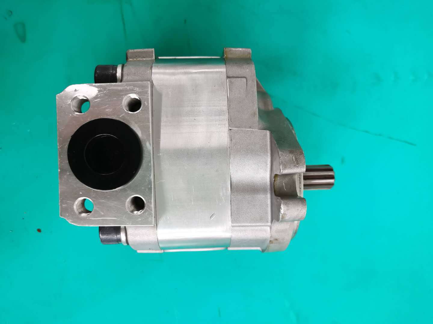 705-73-29010 BAL 28 10T (2)