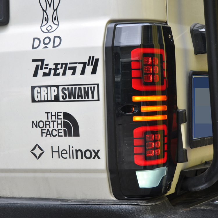 適用于1984 - 2021年 豐田 LC76 熏黑款尾燈改裝剎車燈后霧燈專用