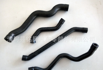 1120180182，112 180 01 82適用梅賽德斯奔馳廢氣管曲軸箱通風(fēng)管