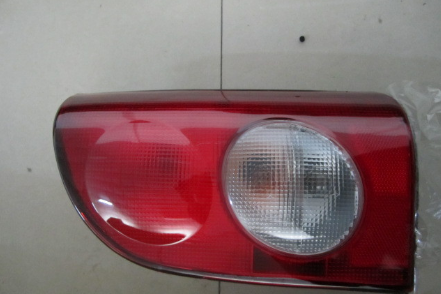 HY H100 PANEL VAN'96 尾燈 92402-43810 92401-43810