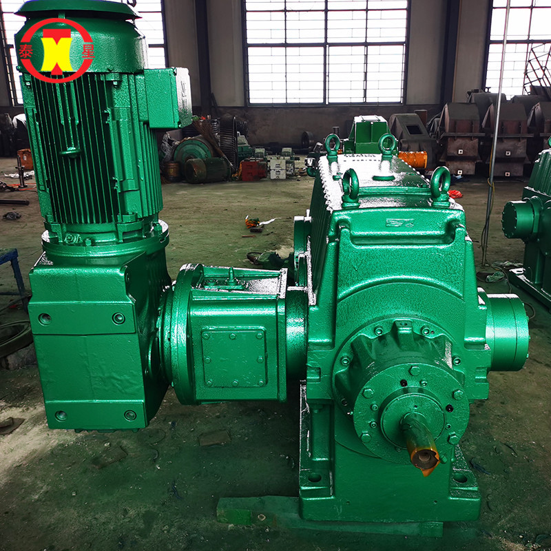 DCFY系列輔傳減速機 (4).jpg