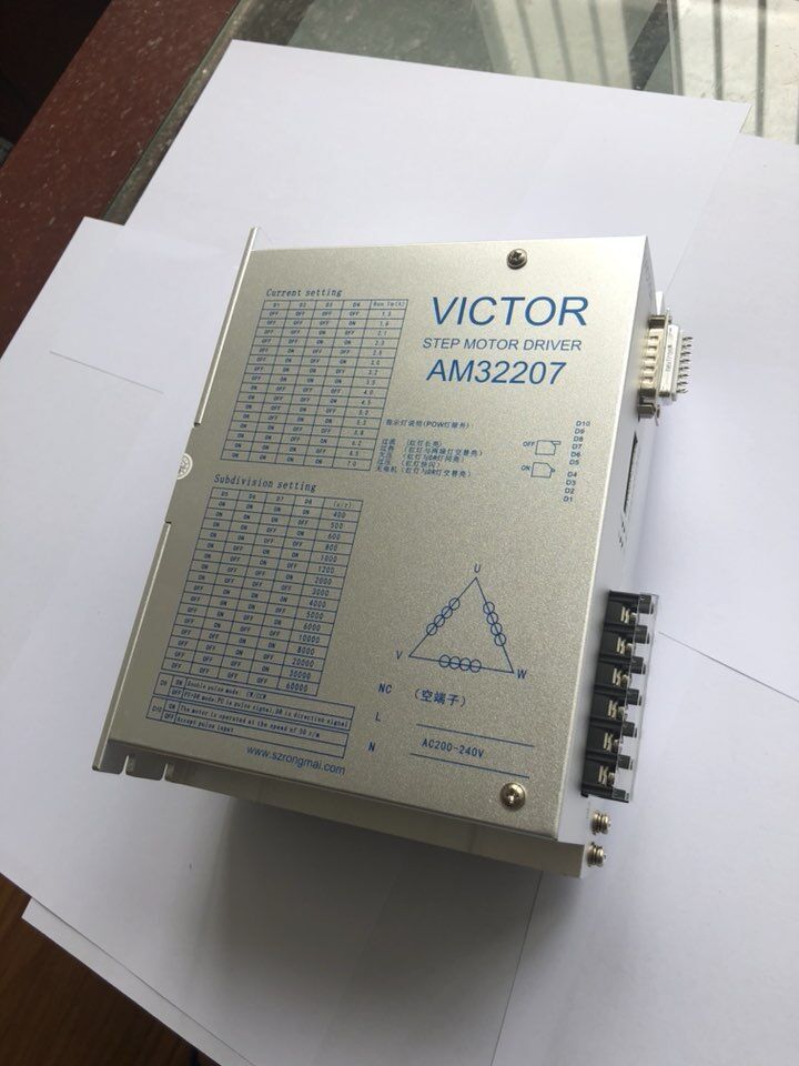 86MM4NM三相交流220V高壓步進電機配驅(qū)動器