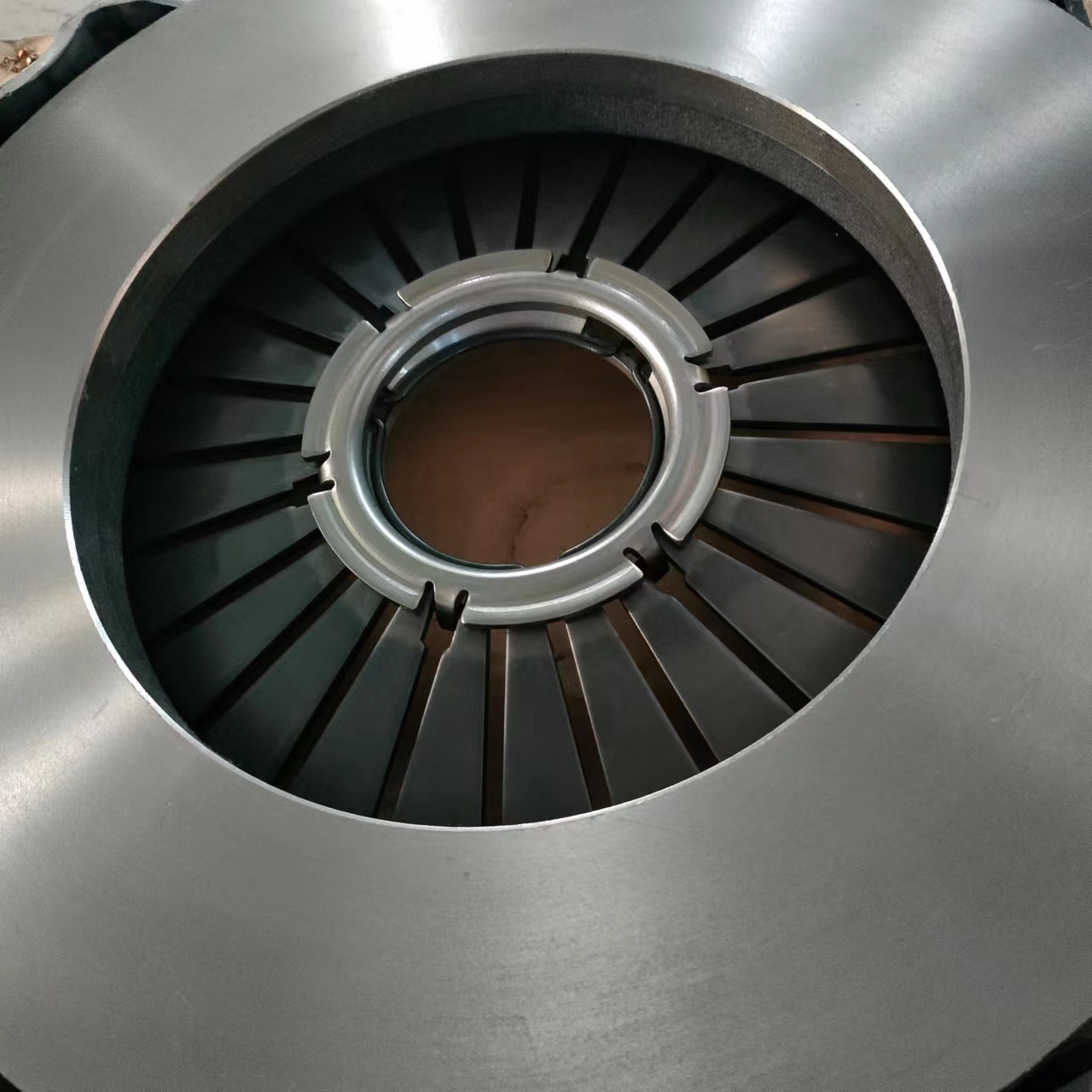 廠家供應 汽車離合器壓盤 離合器從動盤 汽車離合器從動盤