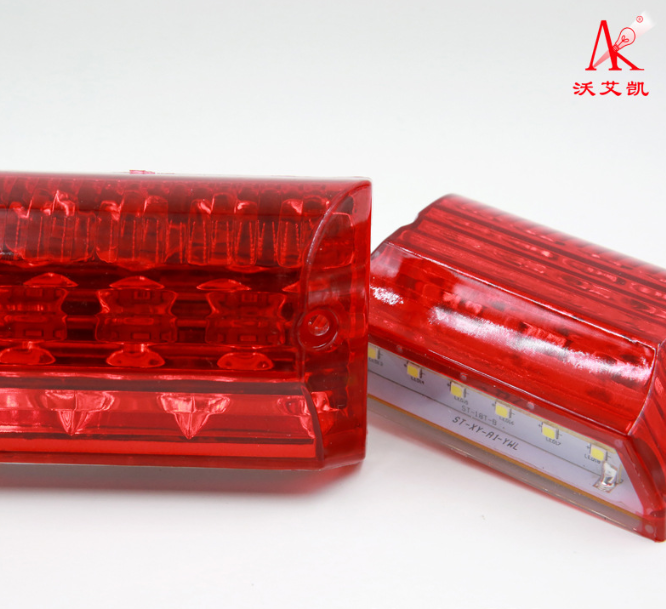 卡車貨車邊燈12-24Vled側(cè)邊警示信號燈 掛車拖車防水照地轉(zhuǎn)向邊燈