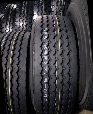 卡客車輪胎 10.00r20 315-80r22.5 385-65r22.5
